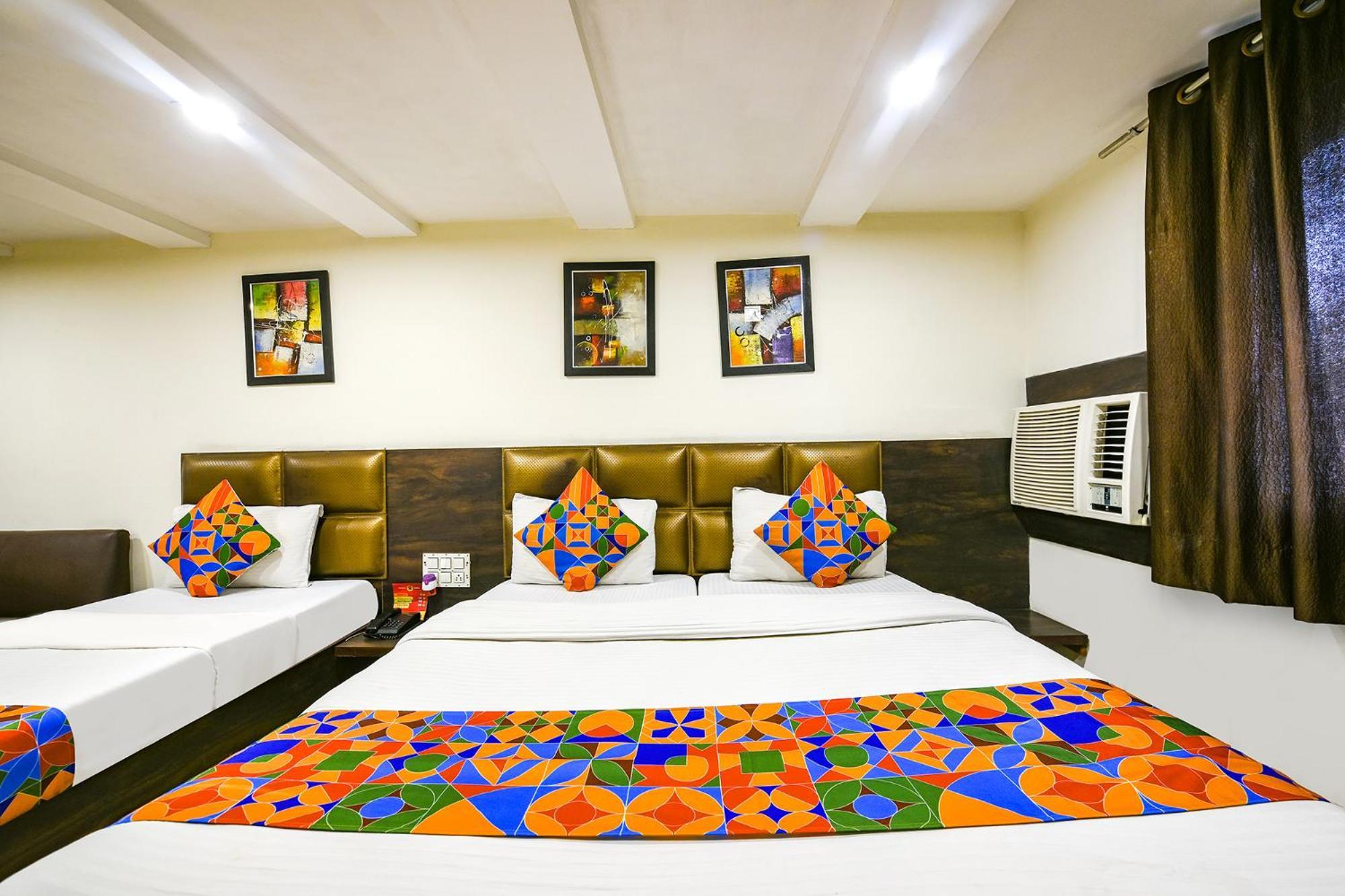 Hotel nanda Ludhiana Buitenkant foto